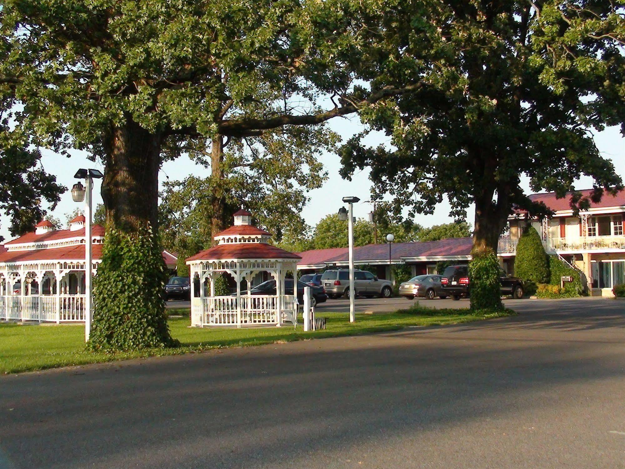 Murray Inn And Art Gallery מראה חיצוני תמונה